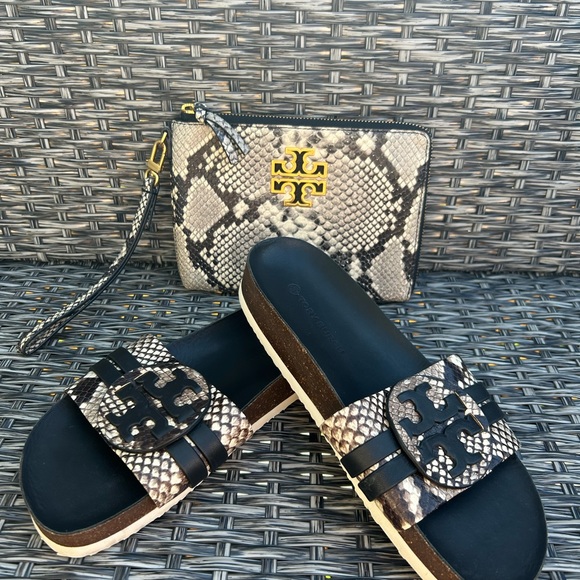 Tory Burch Britten Large zip pouch and
Leigh Anatomic Slide Sandals 7.5 - Picture 6 of 11